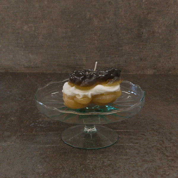 Chocolate Eclair candle