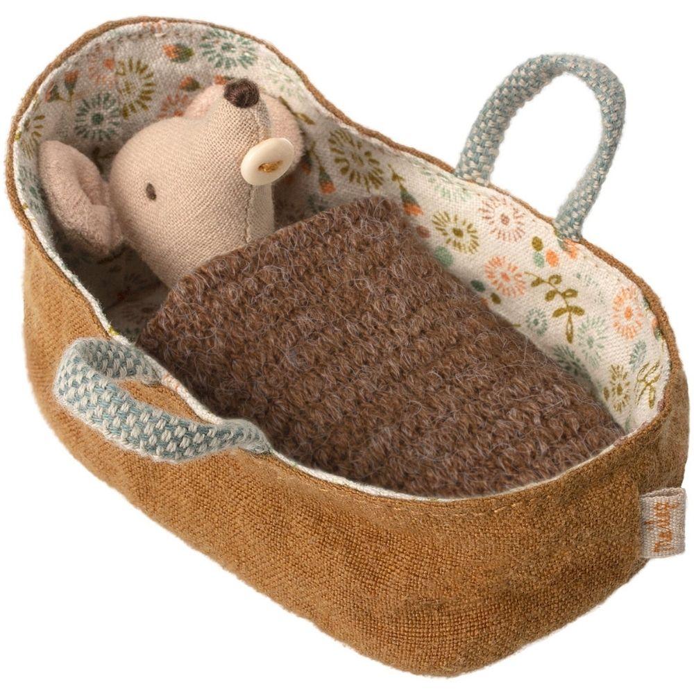 Maileg mouse in carrycot discount