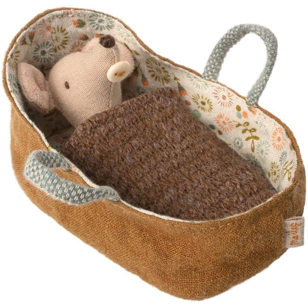 Maileg Baby mouse in carrycot